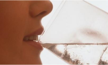 Woman Drinks 3 Liters Of Water Every Day, And The Final Results Were Shocking!