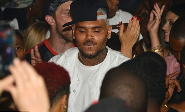 OMG! Chris Brown ‘shot at’, Suge Knight ‘injured’ during LA nightclub party