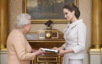 Photos: Angelina Jolie meets the Queen of England, made a Dame
