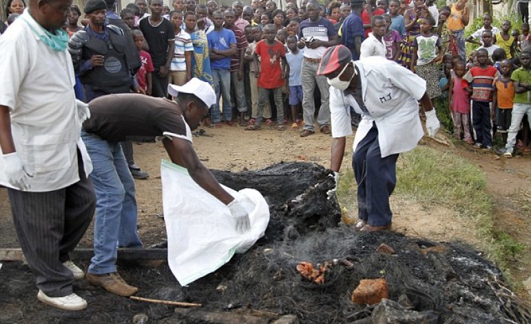 Mob stone to death suspected ISIS member then burn his corpse and EAT him as revenge for series of attacks in Congo