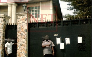 Dbanj's alleged N60m Debt Mess-See Photos of Court Summons pasted on his house..