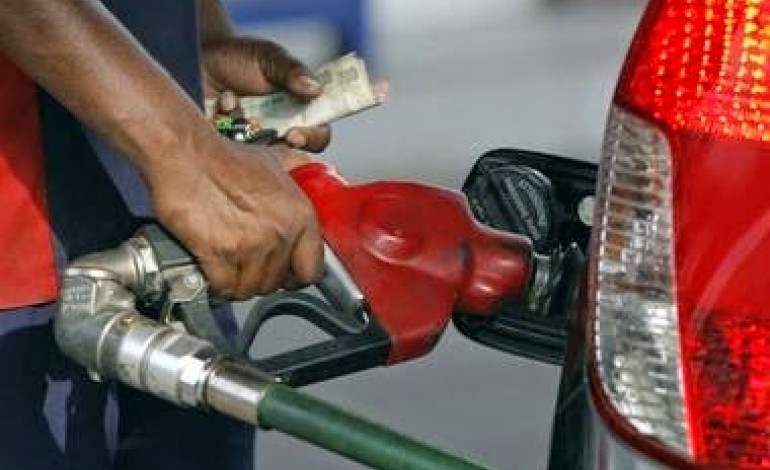FG Reduces Petrol Pump Price.. Now N87 per litre