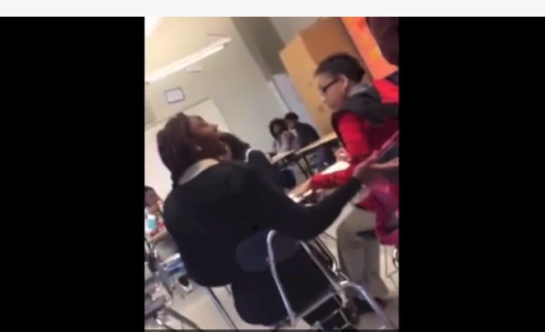 VIDEO: High School Girls Get Into FIGHT After The Two Start Arguing Over A Guy(Talking About Sucking Dicks, Wigs Flying . . . UTTER FUCKERY) – watch video