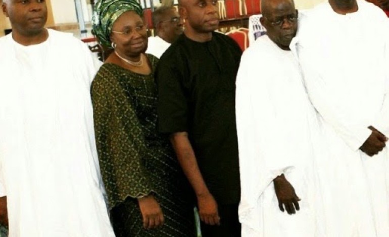 burial of late billionaire Molade Okoya Thomas – See Pictures