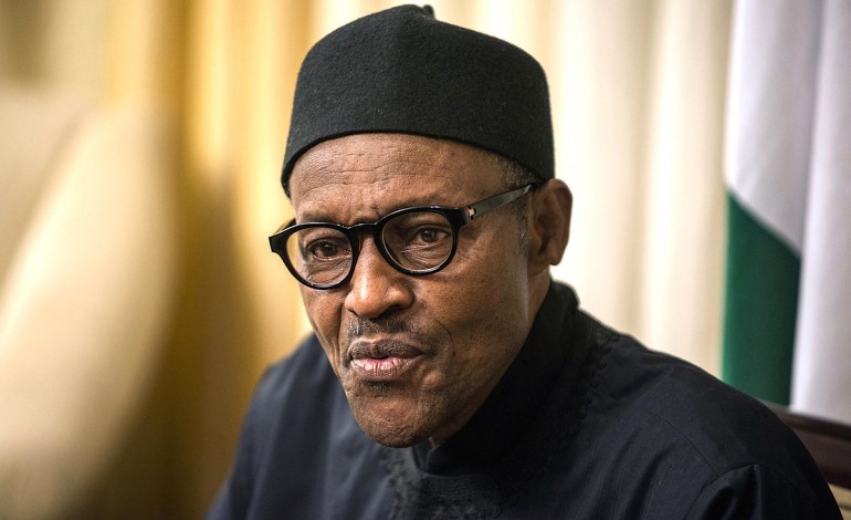 Buhari’s Backing Tightens Nigeria Central Bank’s Grip on Naira