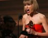 Taylor Swift wins top album Grammy