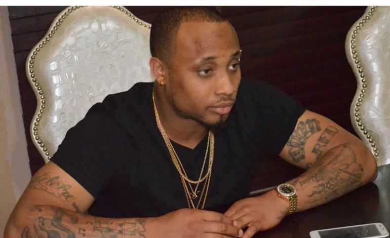 Davido’s cousin threatens a fellow artiste, find out what he said he’ll do to him (video)