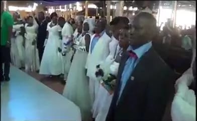 The mass wedding 