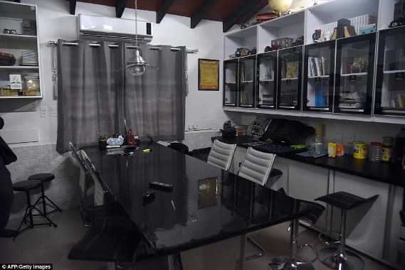 Brazilian drug lord serves his time in a ‘VIP cell’ that had a library, plasma TV, 3 rooms and an en-suite bathroom