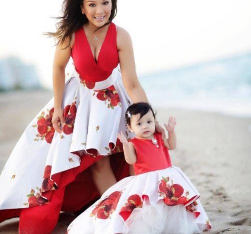 See This Super Cute Photo of Mother & Daughter