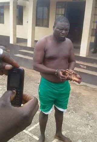 Photo: Man arrested with mutilated human hand in Osun