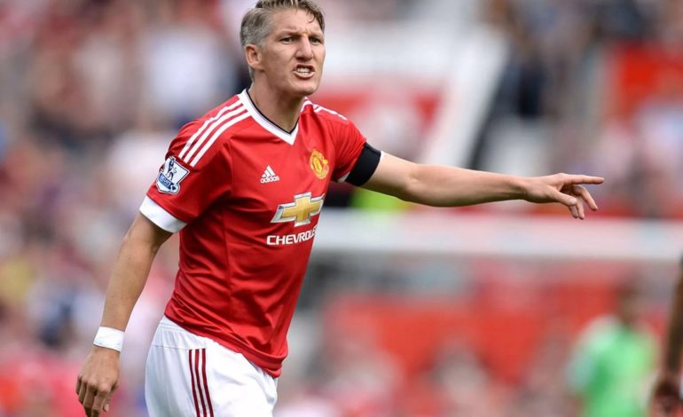 Mourinho names Schweinsteiger in squad for the 2016/17 campaign