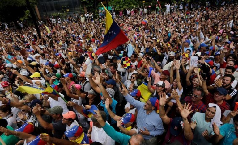 Venezuela’s interim president Guaido offers Maduro amnesty if he cedes power