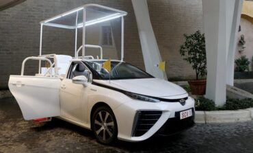 Hydrogen-powered Toyota Popemobile donated to the Holy See